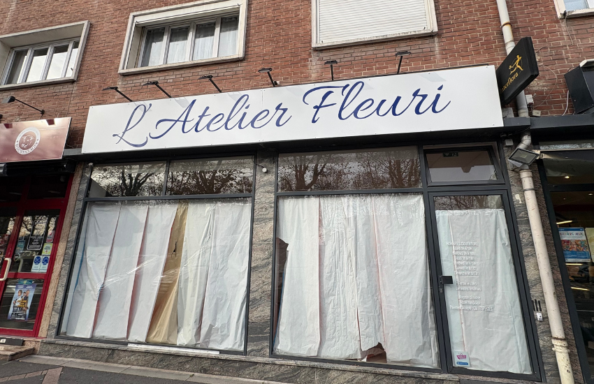 Image d'un panneau enseigne