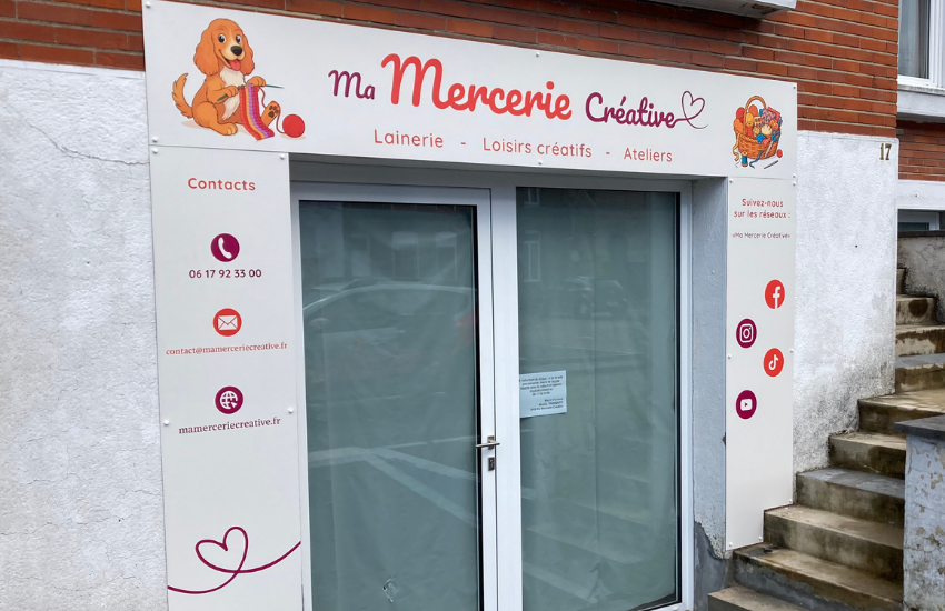 Image d'un panneau enseigne