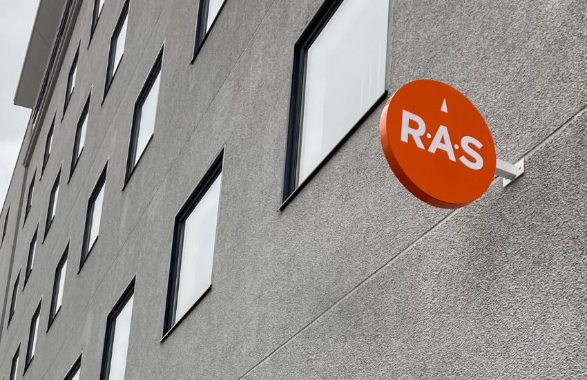 Image d'une enseigne drapeau